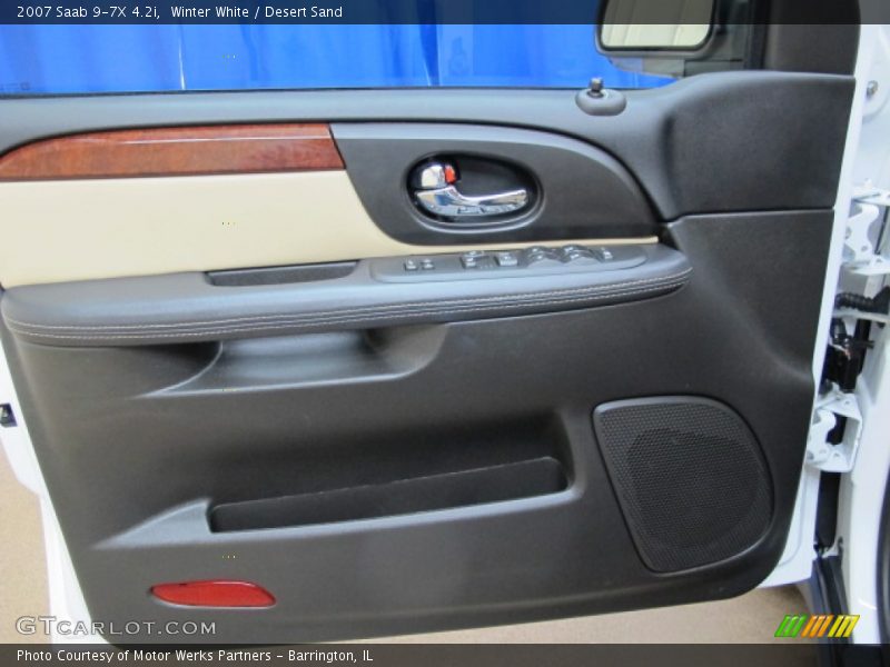 Winter White / Desert Sand 2007 Saab 9-7X 4.2i
