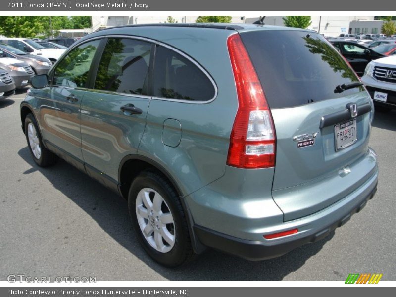 Opal Sage Metallic / Ivory 2011 Honda CR-V SE