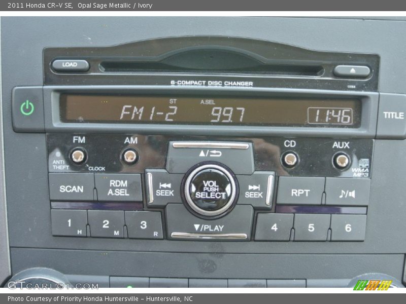 Opal Sage Metallic / Ivory 2011 Honda CR-V SE