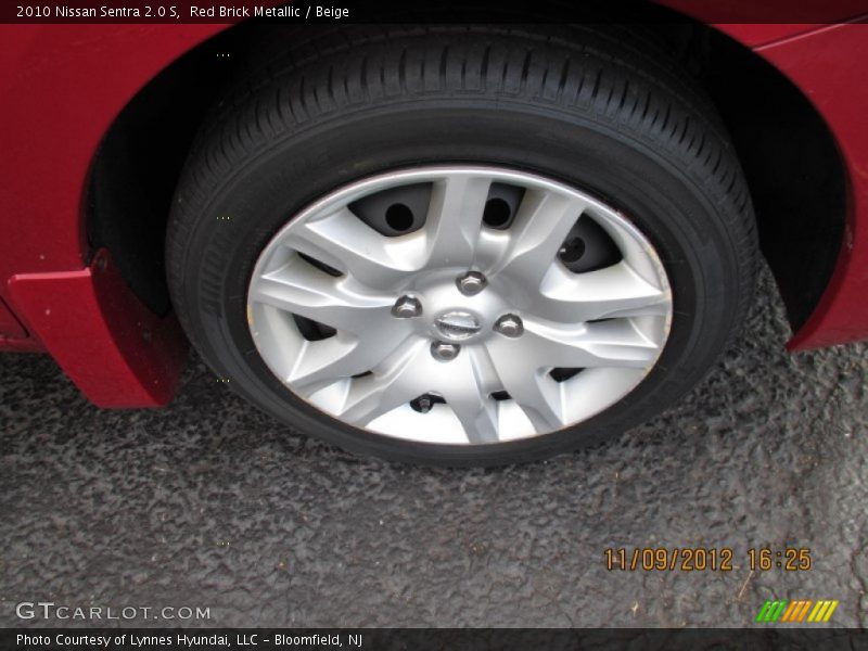 Red Brick Metallic / Beige 2010 Nissan Sentra 2.0 S