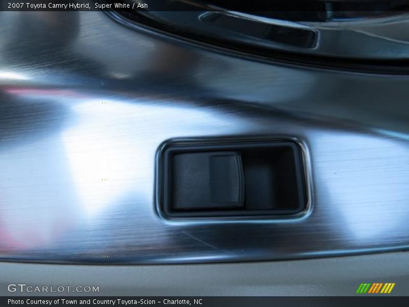 Super White / Ash 2007 Toyota Camry Hybrid