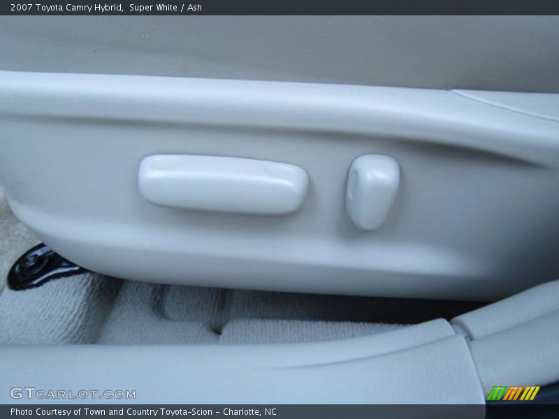 Super White / Ash 2007 Toyota Camry Hybrid