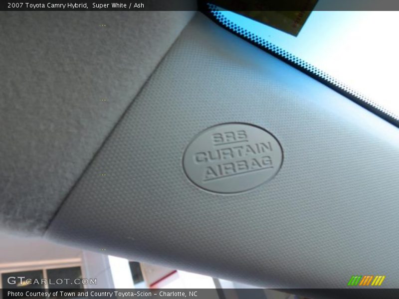 Super White / Ash 2007 Toyota Camry Hybrid