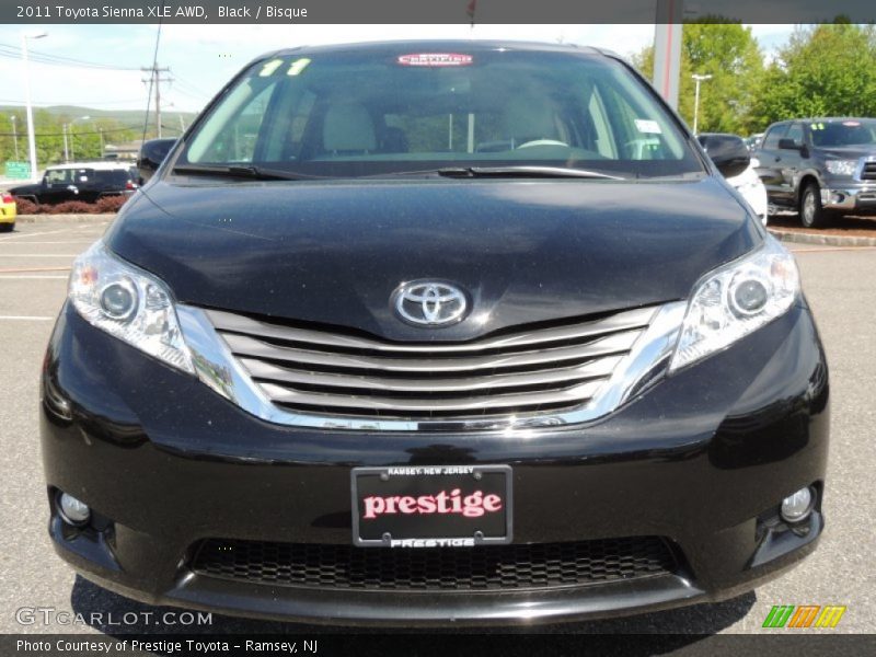 Black / Bisque 2011 Toyota Sienna XLE AWD