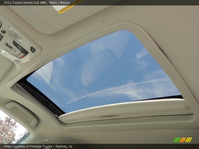 Black / Bisque 2011 Toyota Sienna XLE AWD