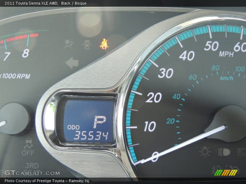 Black / Bisque 2011 Toyota Sienna XLE AWD