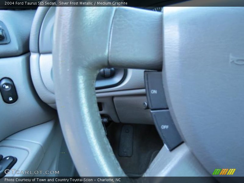 Silver Frost Metallic / Medium Graphite 2004 Ford Taurus SES Sedan