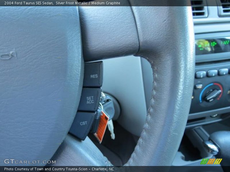 Silver Frost Metallic / Medium Graphite 2004 Ford Taurus SES Sedan