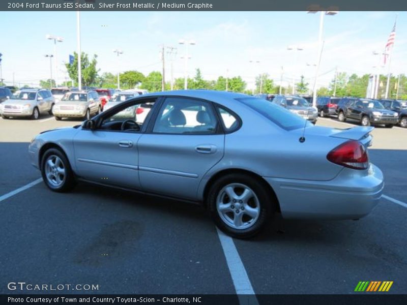 Silver Frost Metallic / Medium Graphite 2004 Ford Taurus SES Sedan