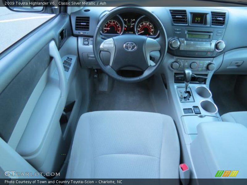 Classic Silver Metallic / Ash 2009 Toyota Highlander V6