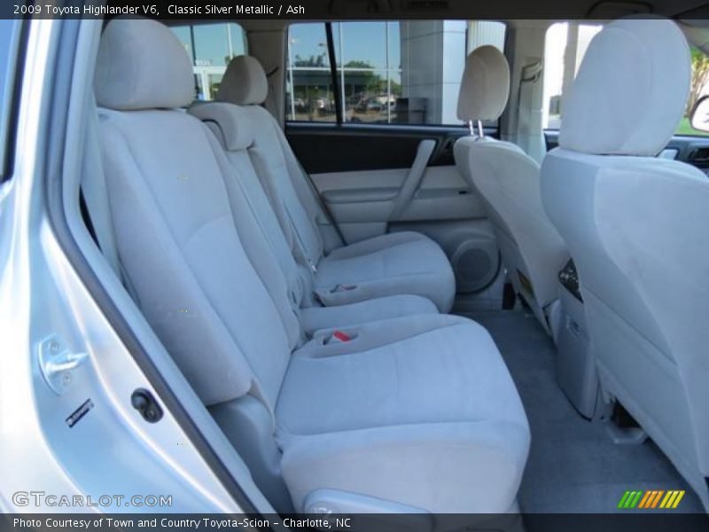 Classic Silver Metallic / Ash 2009 Toyota Highlander V6