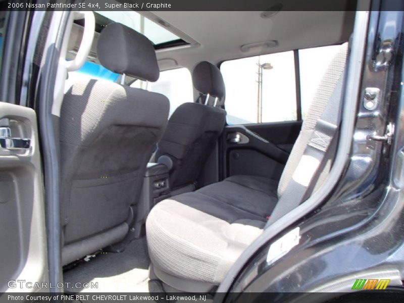 Super Black / Graphite 2006 Nissan Pathfinder SE 4x4