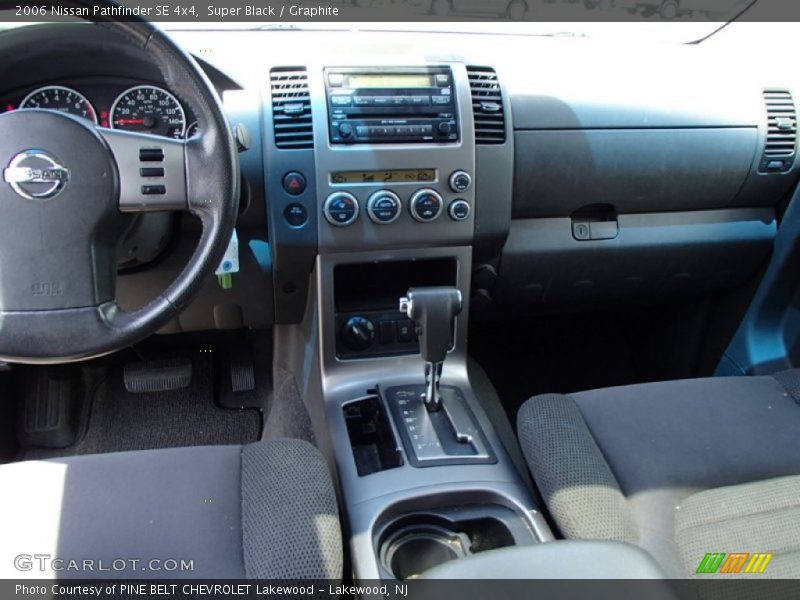 Super Black / Graphite 2006 Nissan Pathfinder SE 4x4