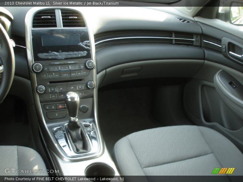 Silver Ice Metallic / Jet Black/Titanium 2013 Chevrolet Malibu LS