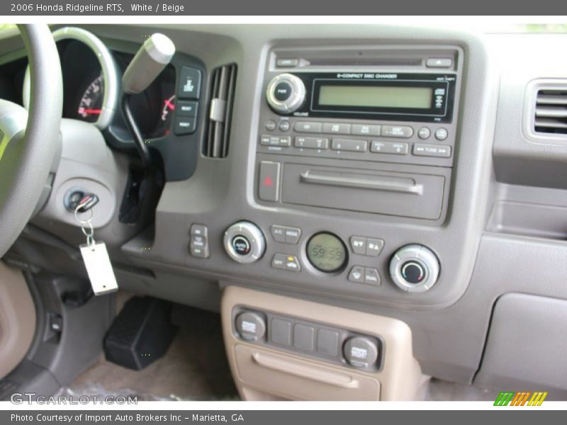 White / Beige 2006 Honda Ridgeline RTS