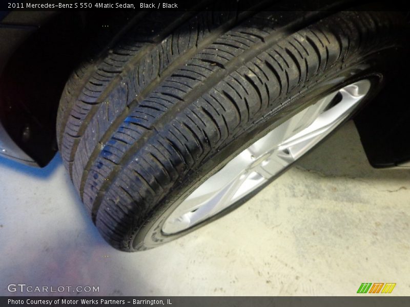 Black / Black 2011 Mercedes-Benz S 550 4Matic Sedan
