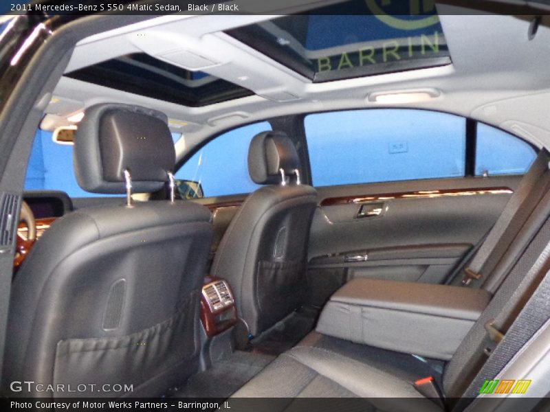 Black / Black 2011 Mercedes-Benz S 550 4Matic Sedan