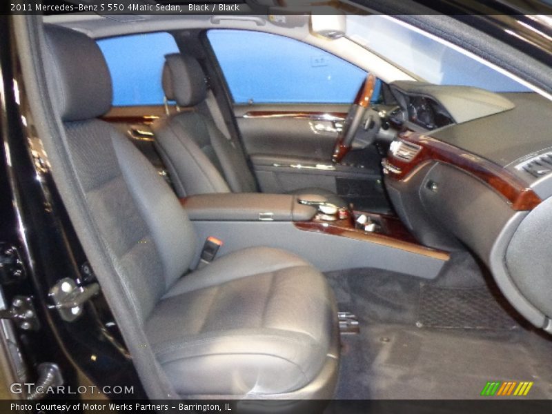 Black / Black 2011 Mercedes-Benz S 550 4Matic Sedan