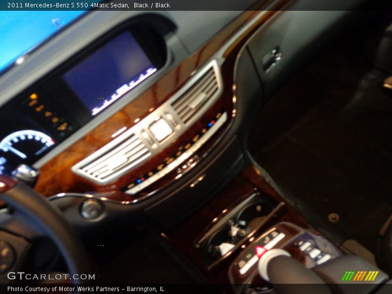 Black / Black 2011 Mercedes-Benz S 550 4Matic Sedan