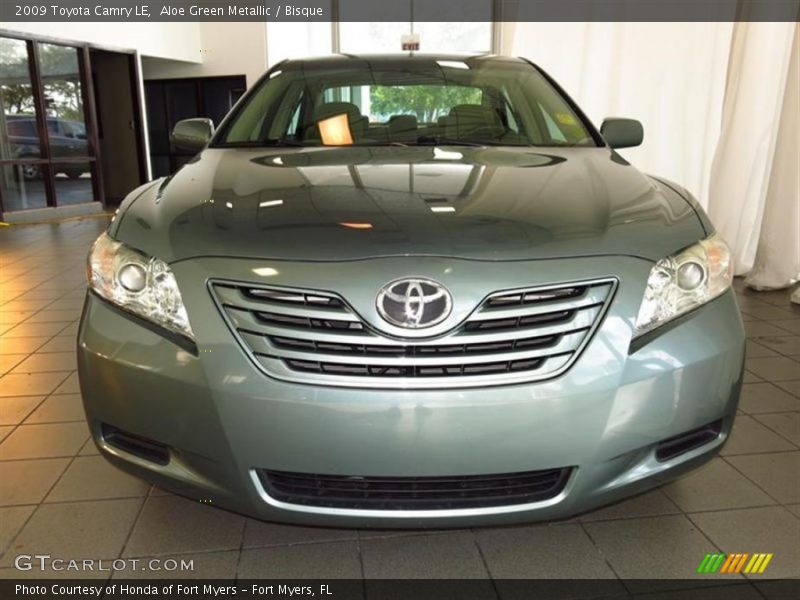 Aloe Green Metallic / Bisque 2009 Toyota Camry LE