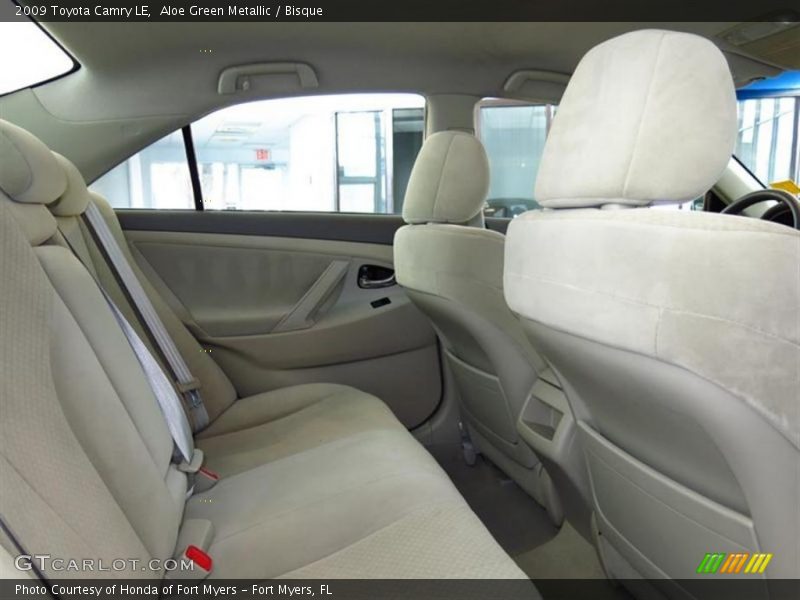 Aloe Green Metallic / Bisque 2009 Toyota Camry LE