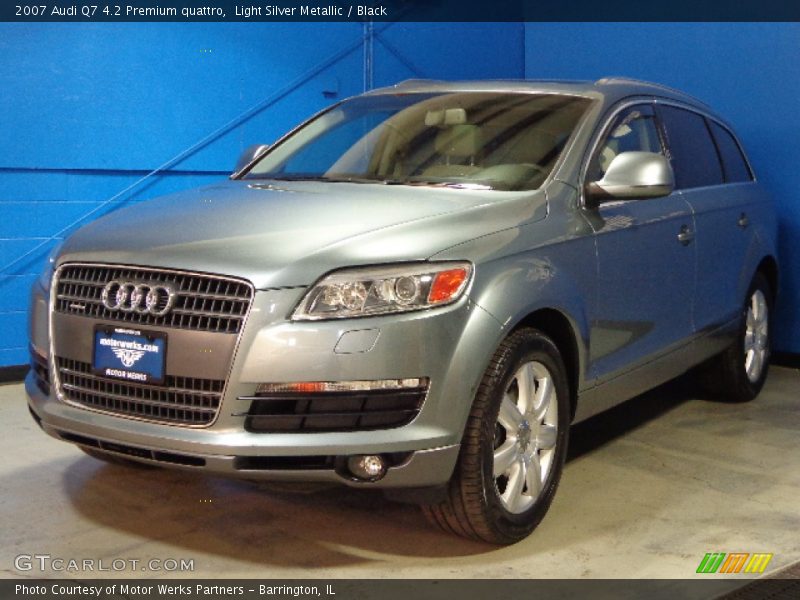 Light Silver Metallic / Black 2007 Audi Q7 4.2 Premium quattro