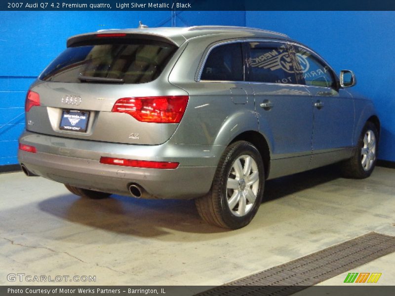 Light Silver Metallic / Black 2007 Audi Q7 4.2 Premium quattro