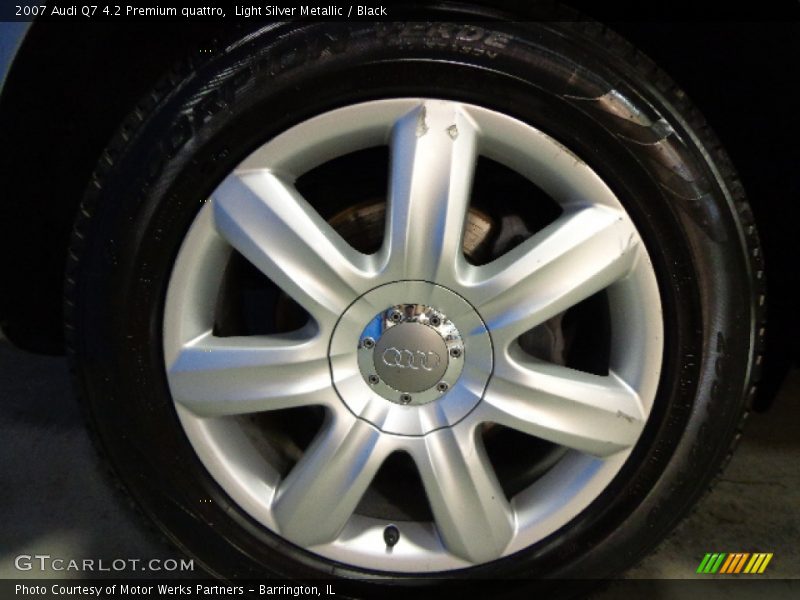 Light Silver Metallic / Black 2007 Audi Q7 4.2 Premium quattro