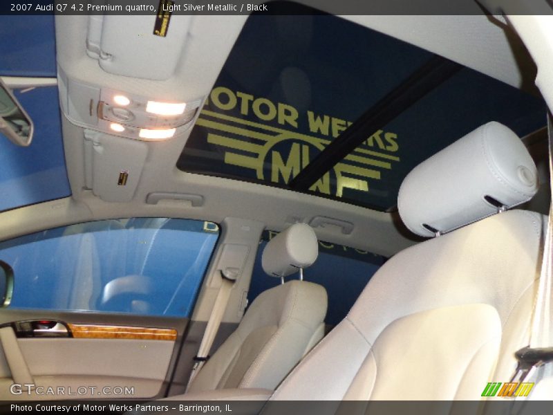 Light Silver Metallic / Black 2007 Audi Q7 4.2 Premium quattro