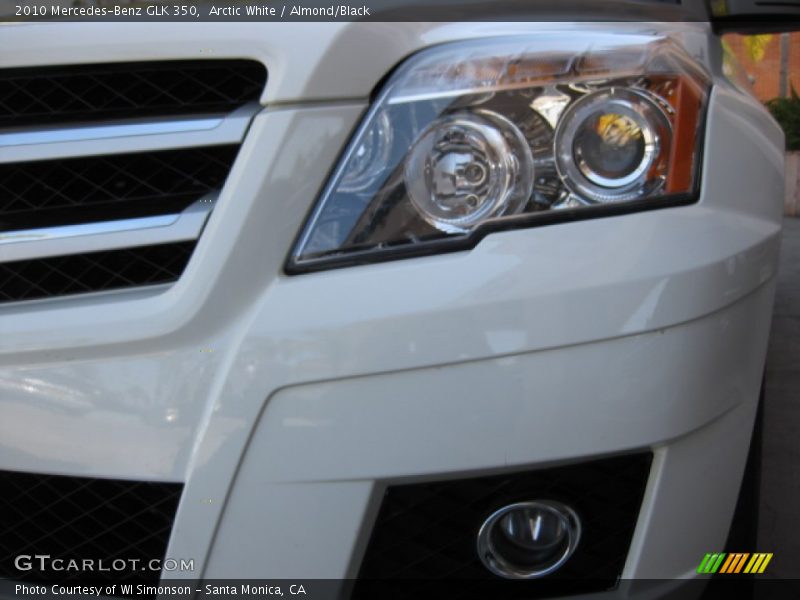 Arctic White / Almond/Black 2010 Mercedes-Benz GLK 350