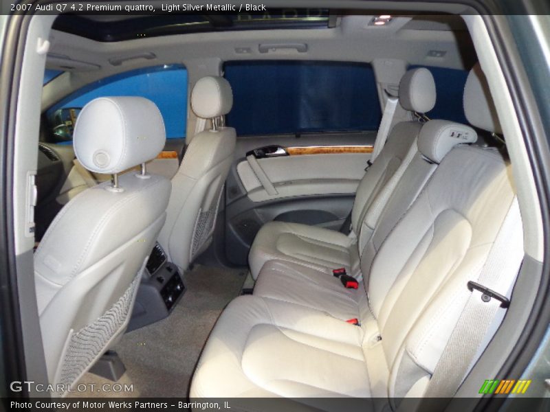 Light Silver Metallic / Black 2007 Audi Q7 4.2 Premium quattro