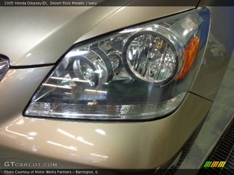 Desert Rock Metallic / Ivory 2005 Honda Odyssey EX