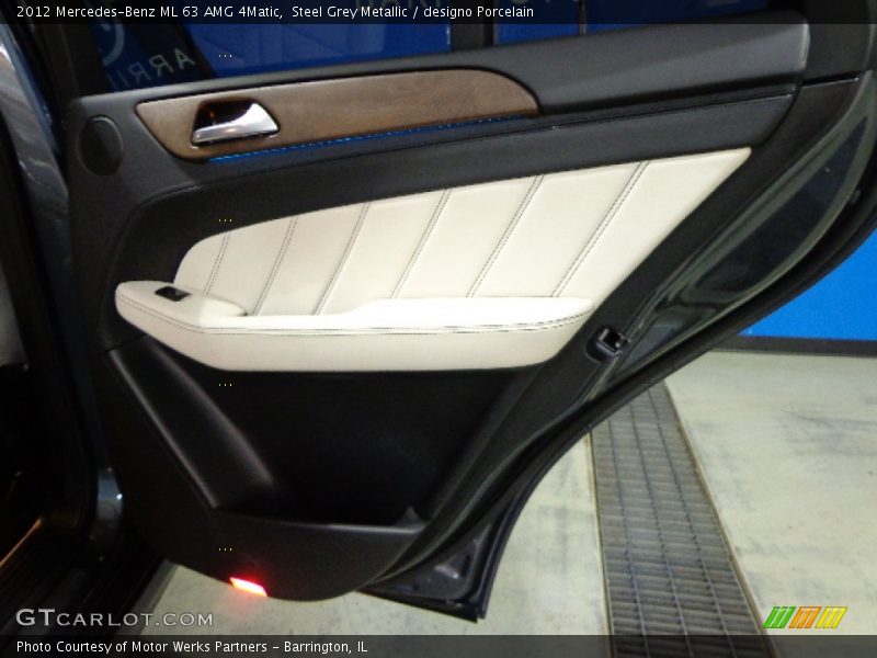 Door Panel of 2012 ML 63 AMG 4Matic