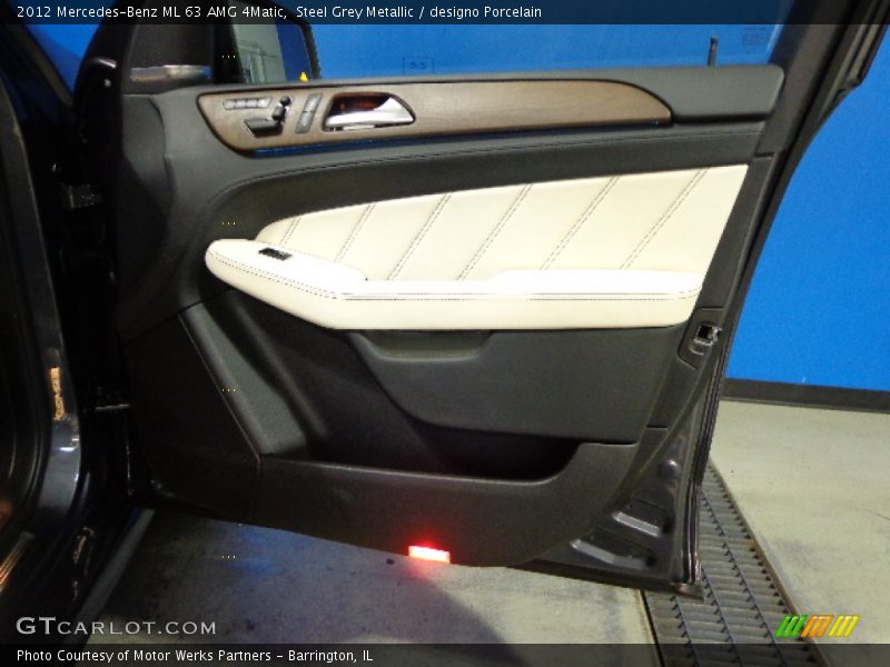 Door Panel of 2012 ML 63 AMG 4Matic