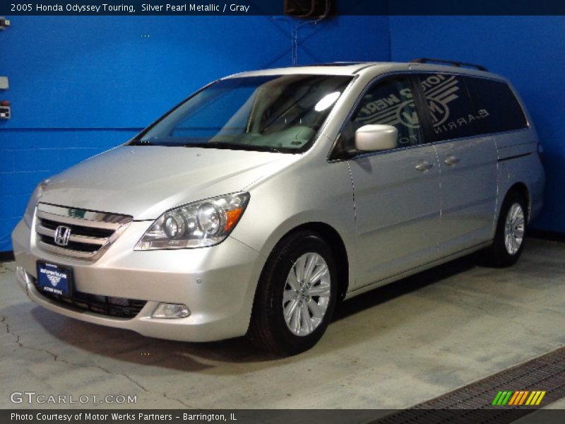 Silver Pearl Metallic / Gray 2005 Honda Odyssey Touring