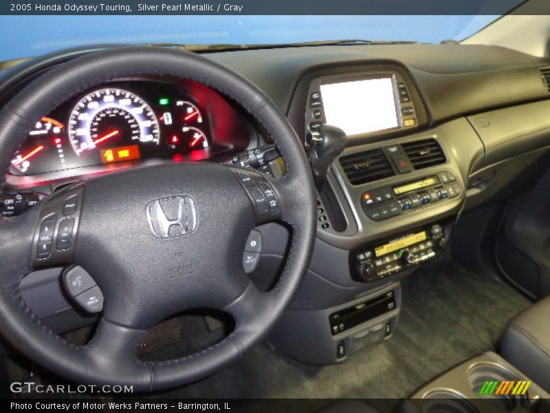 Silver Pearl Metallic / Gray 2005 Honda Odyssey Touring