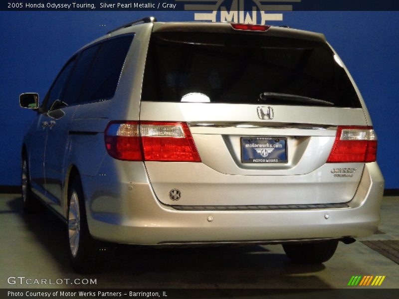 Silver Pearl Metallic / Gray 2005 Honda Odyssey Touring