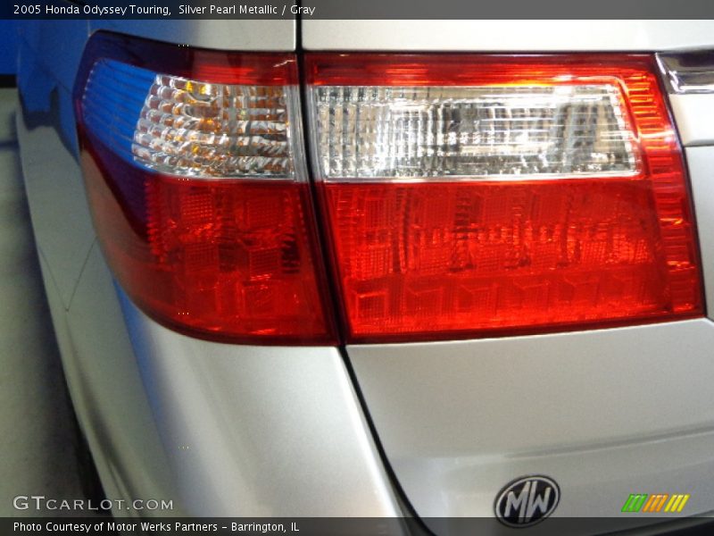 Silver Pearl Metallic / Gray 2005 Honda Odyssey Touring