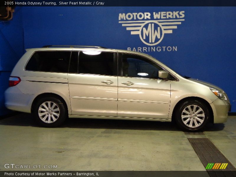 Silver Pearl Metallic / Gray 2005 Honda Odyssey Touring