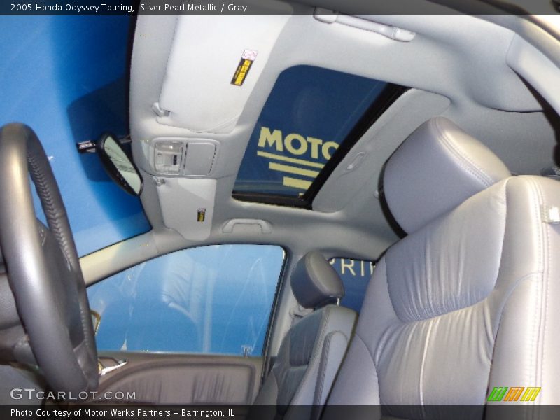 Silver Pearl Metallic / Gray 2005 Honda Odyssey Touring