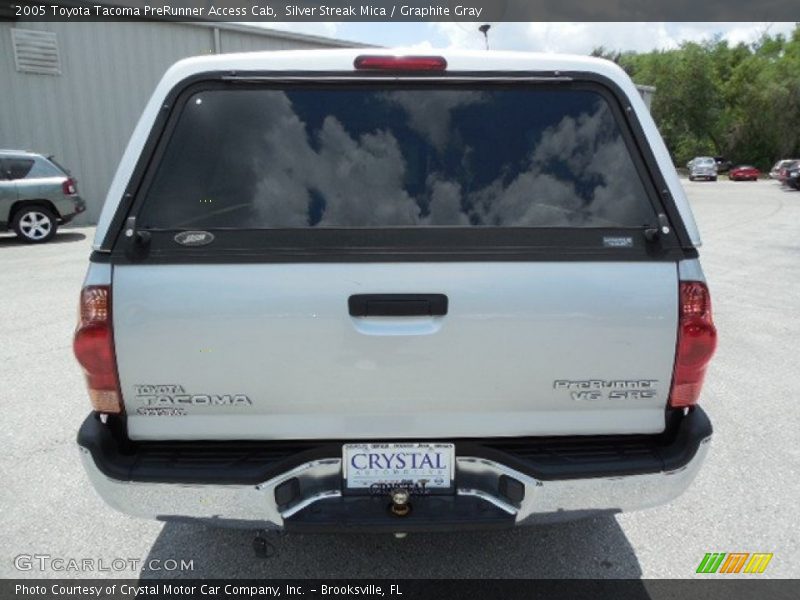 Silver Streak Mica / Graphite Gray 2005 Toyota Tacoma PreRunner Access Cab