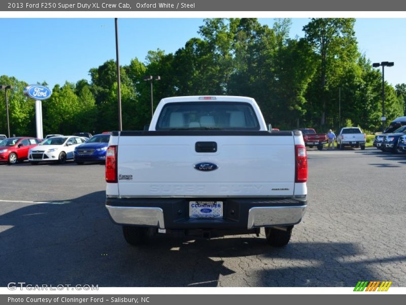 Oxford White / Steel 2013 Ford F250 Super Duty XL Crew Cab