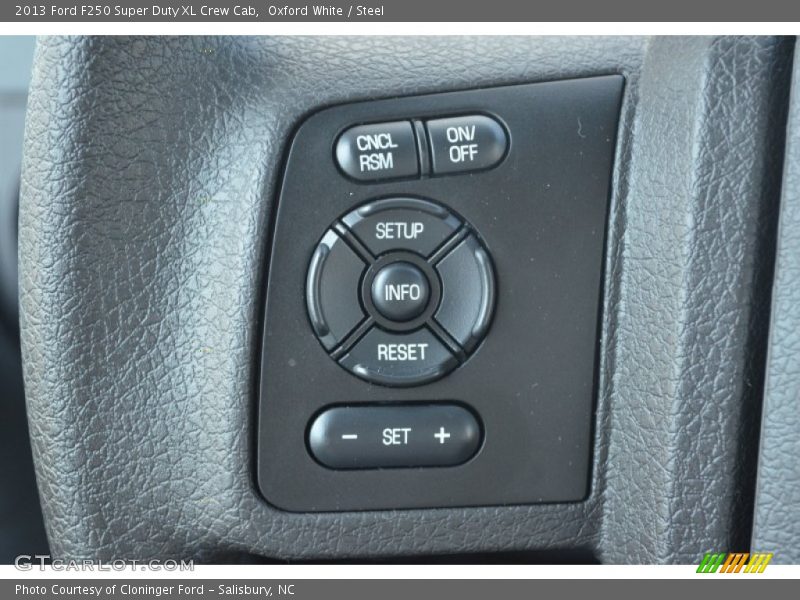 Controls of 2013 F250 Super Duty XL Crew Cab