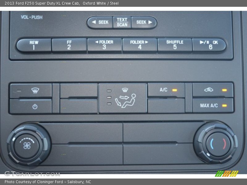 Controls of 2013 F250 Super Duty XL Crew Cab