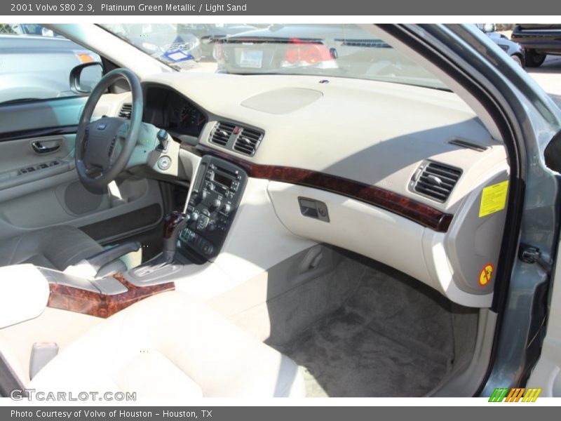 Platinum Green Metallic / Light Sand 2001 Volvo S80 2.9