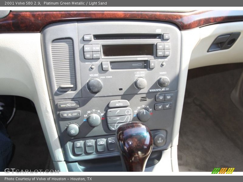 Platinum Green Metallic / Light Sand 2001 Volvo S80 2.9