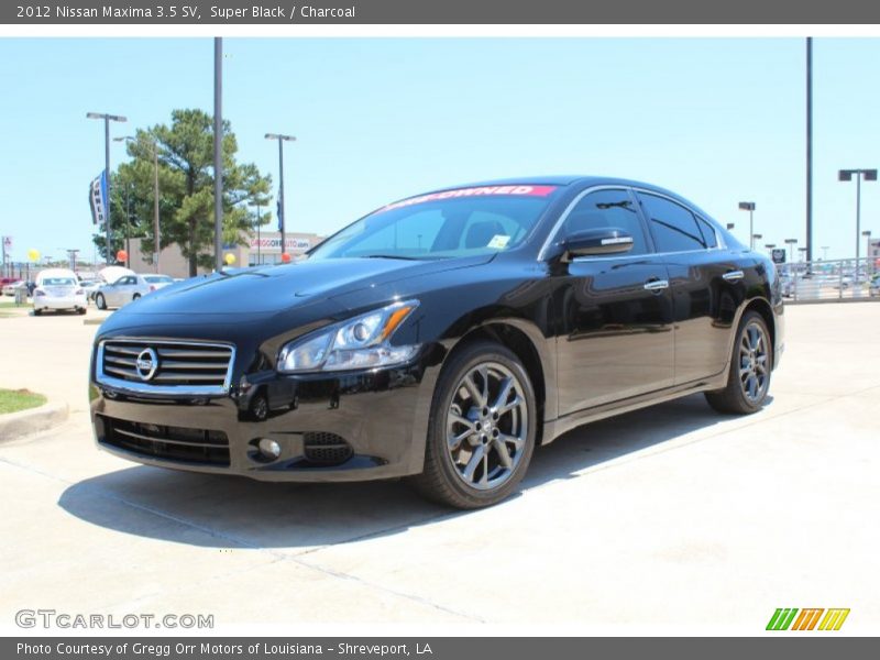 Front 3/4 View of 2012 Maxima 3.5 SV