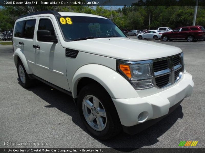 Front 3/4 View of 2008 Nitro SXT