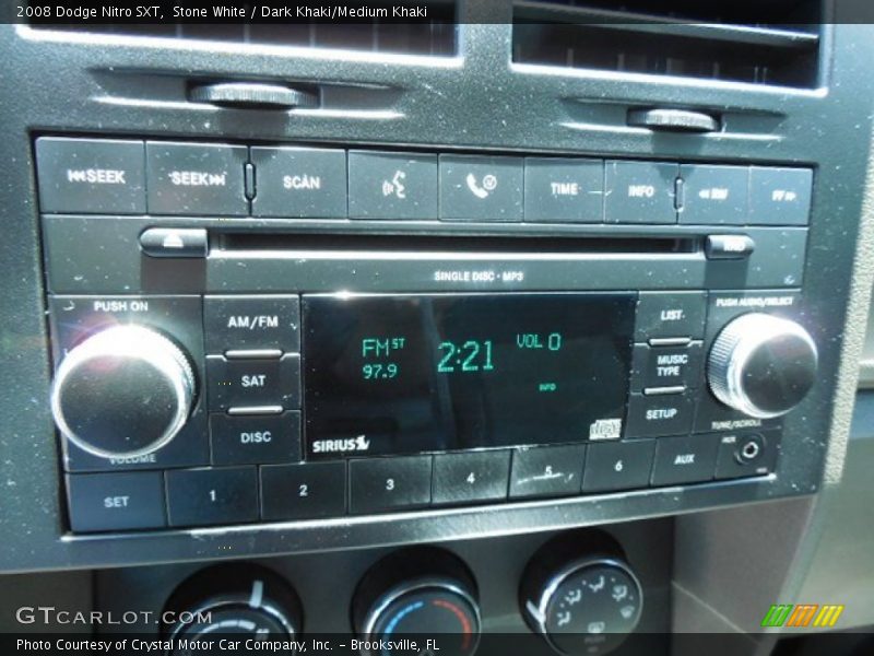 Stone White / Dark Khaki/Medium Khaki 2008 Dodge Nitro SXT