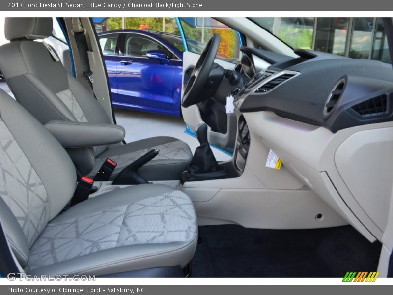 Blue Candy / Charcoal Black/Light Stone 2013 Ford Fiesta SE Sedan